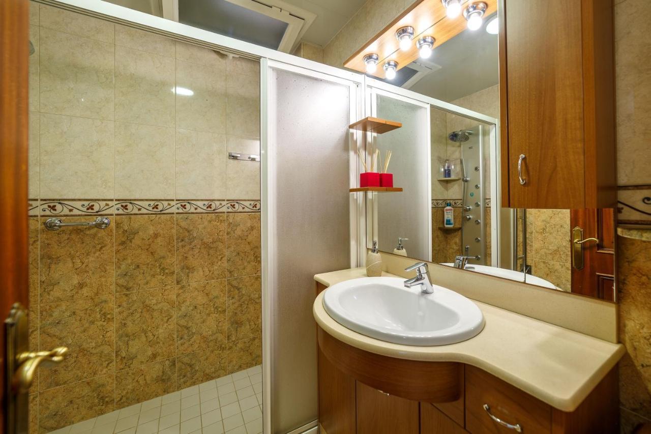Apartamentos Costa Brava Las Vistas Sant Feliu de Guíxols Luaran gambar